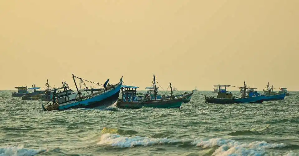 Phát triển nào cũng phải lấy con người làm trung tâm